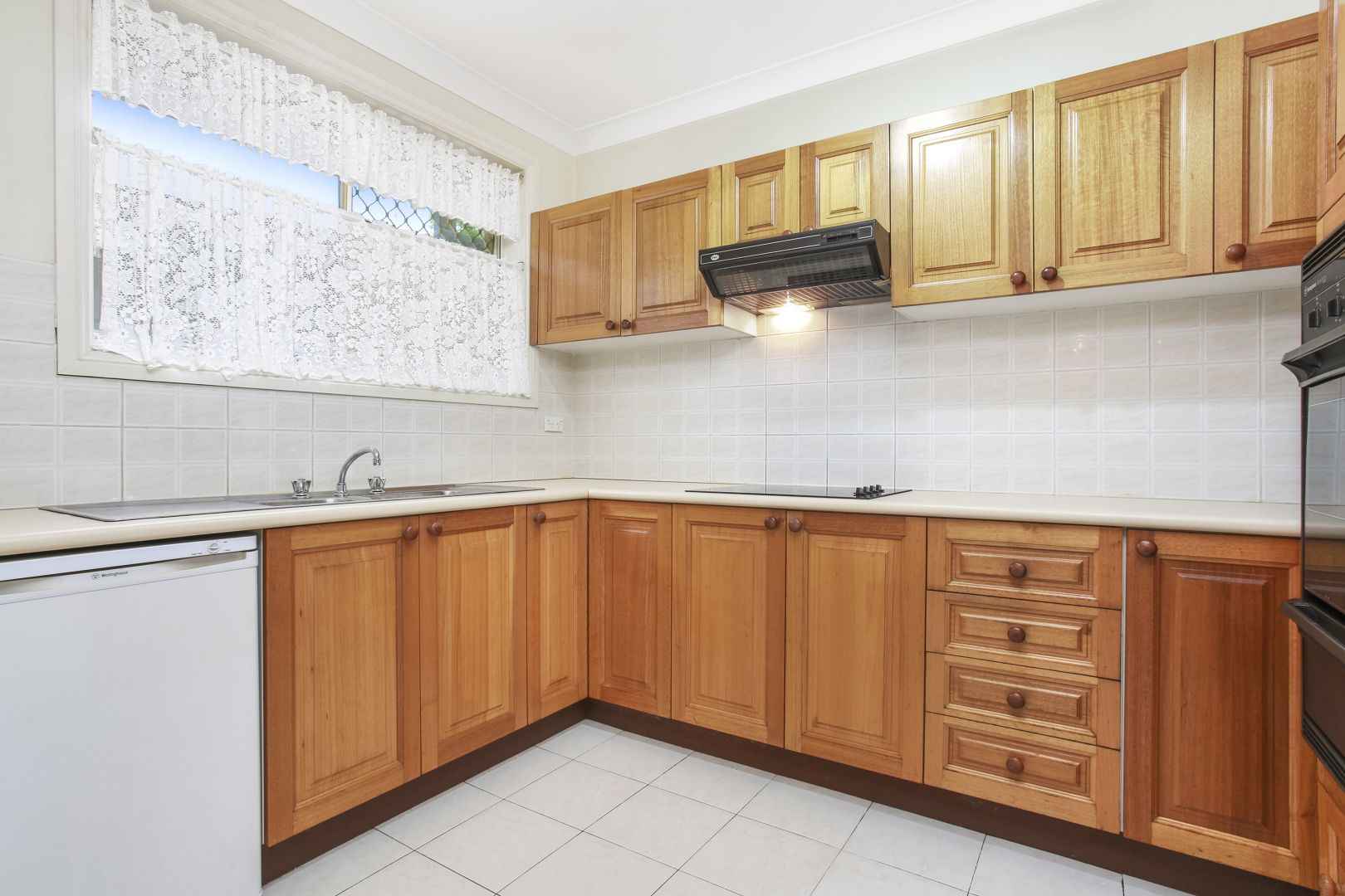 9/27 Greenacre Road, South Hurstville NSW 2221, Image 2