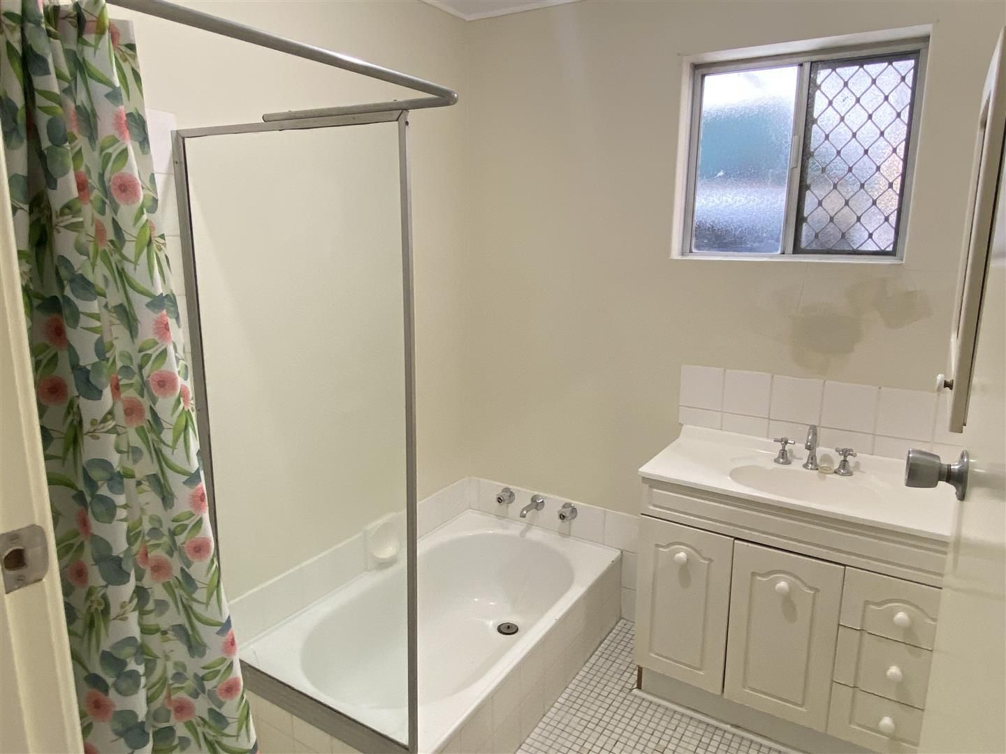 22a Pola Street, Dianella WA 6059, Image 2