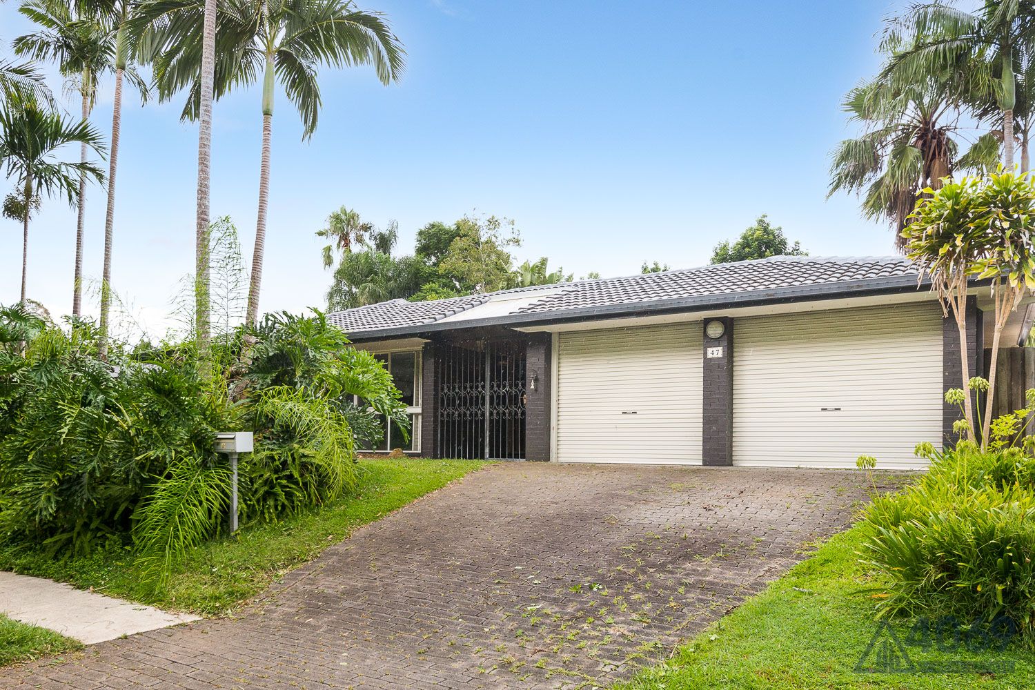 4 bedrooms House in 47 Greenford Street CHAPEL HILL QLD, 4069