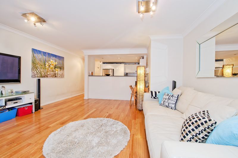 2 bedrooms Apartment / Unit / Flat in 8/11-17 Wyndham Street ALEXANDRIA NSW, 2015