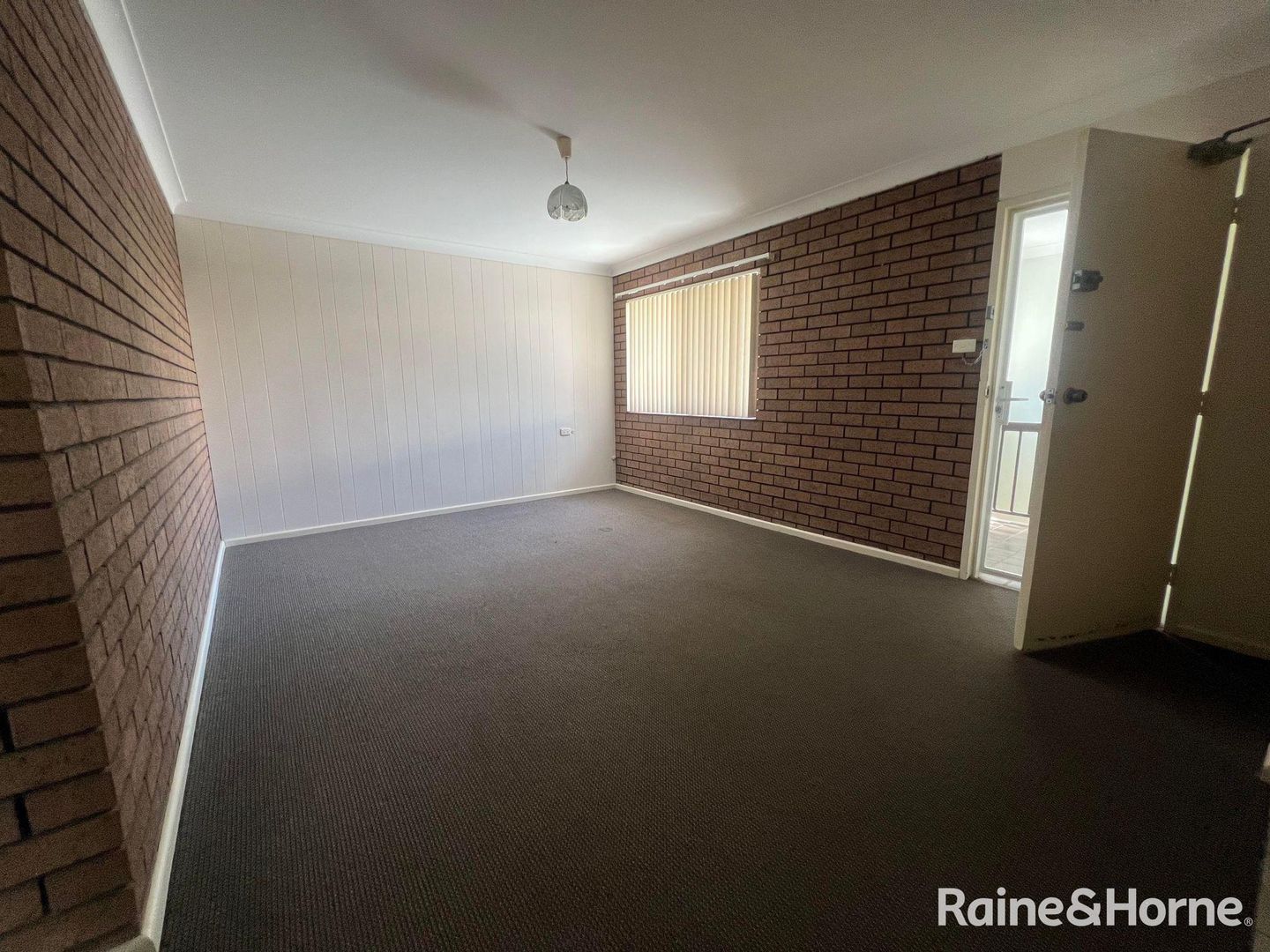 5/98 Carthage Street, Tamworth NSW 2340, Image 2