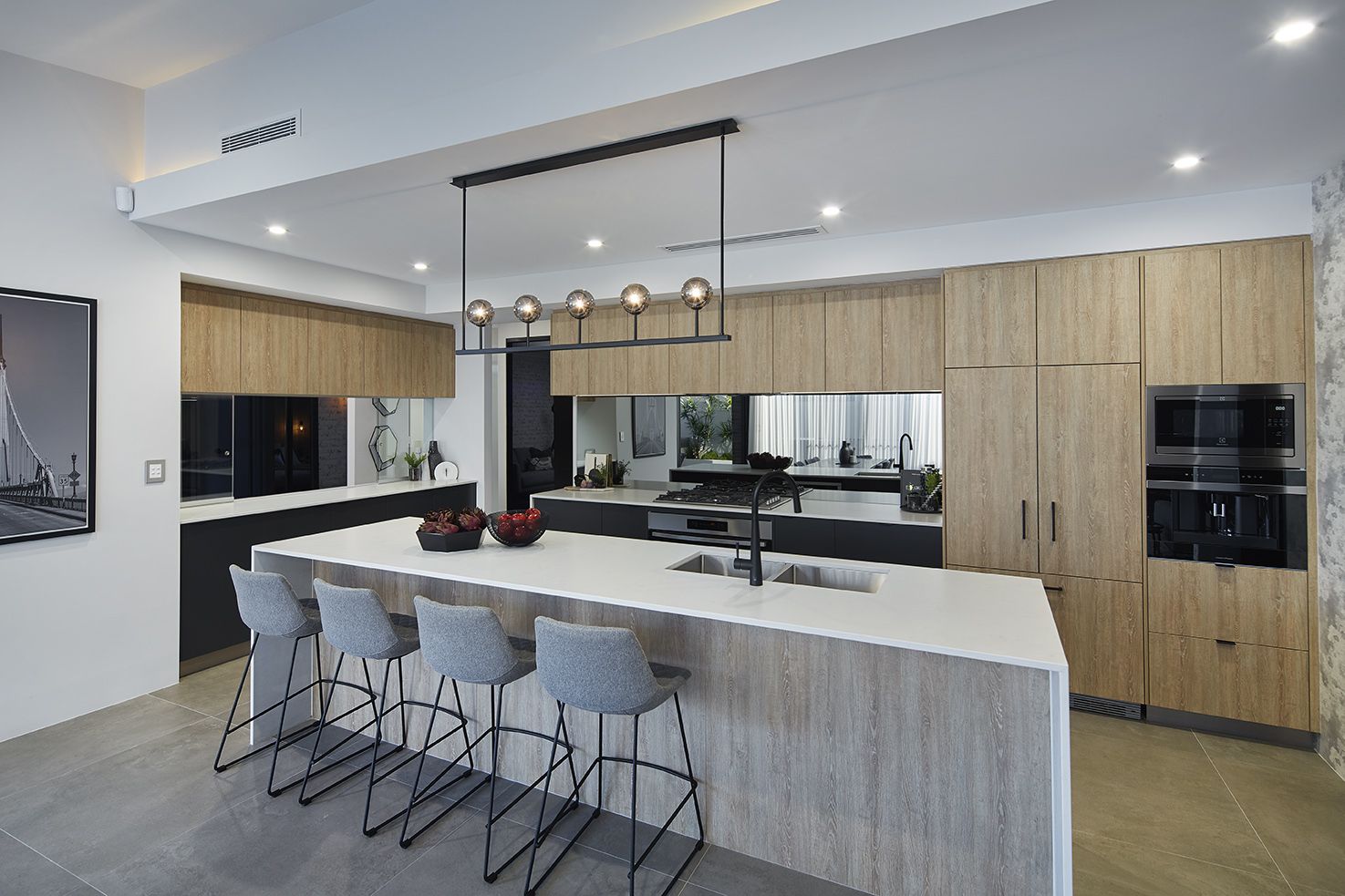 4 bedrooms New House & Land in Lot 447 Lisianthus Terrace BEELIAR WA, 6164