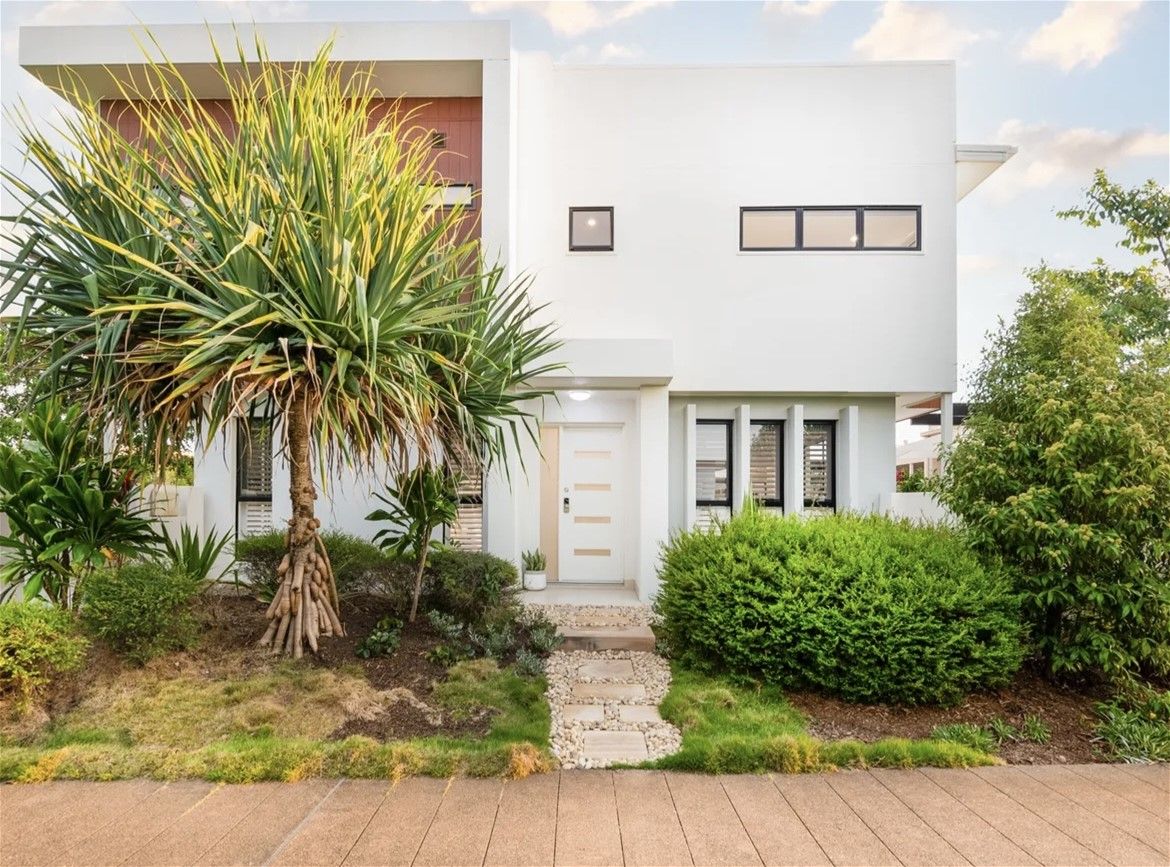 3 bedrooms Townhouse in  HOPE ISLAND QLD, 4212