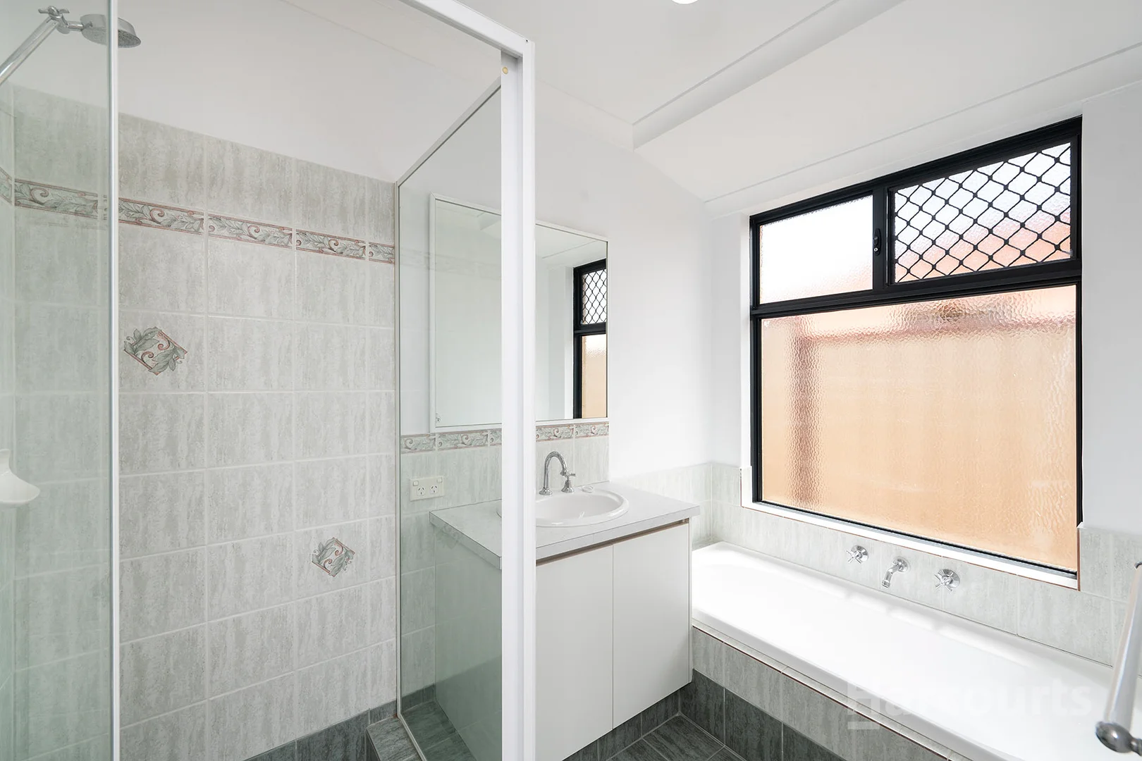 Additional image 8 of 23 Brantwood Approach, Hocking WA 6065