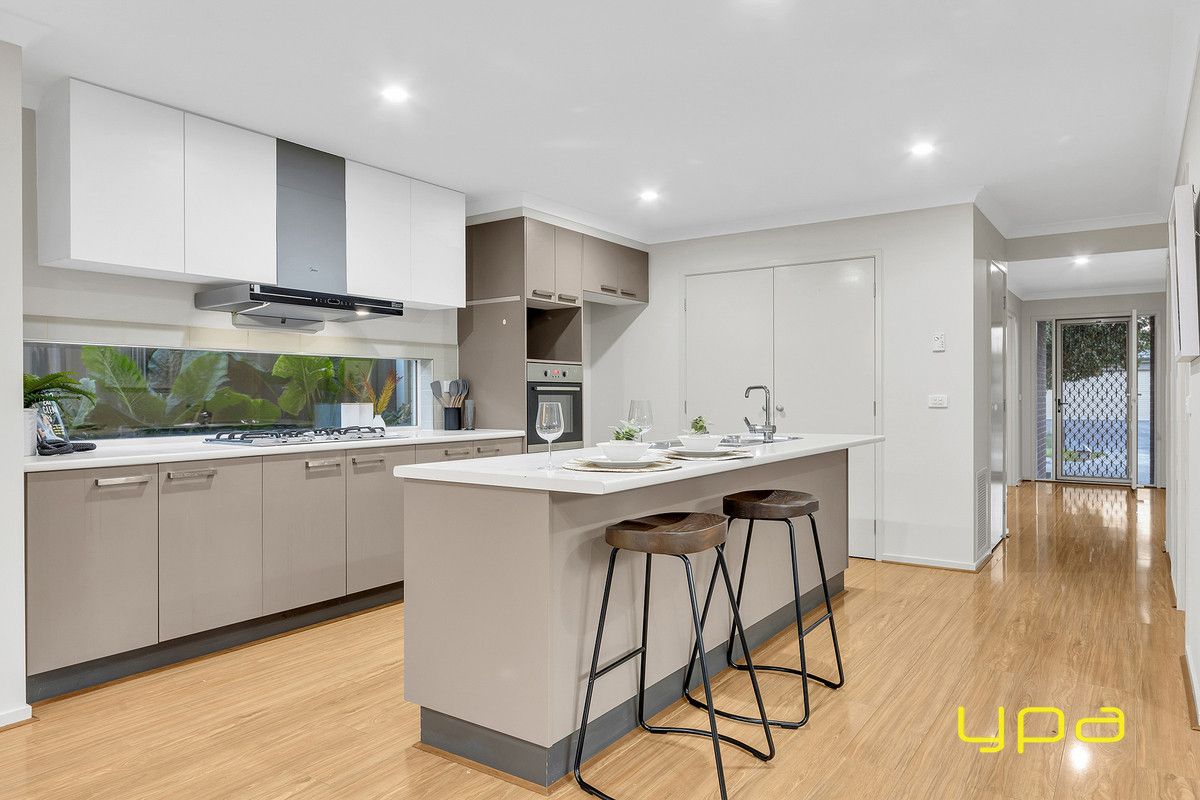 4 Tipperary Way, Cranbourne East VIC 3977 | Domain