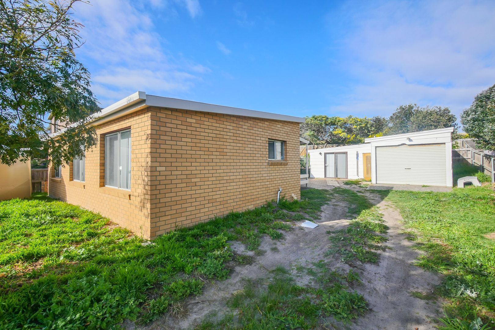 7 Grebe Street, Primrose Sands Property History & Address Research
