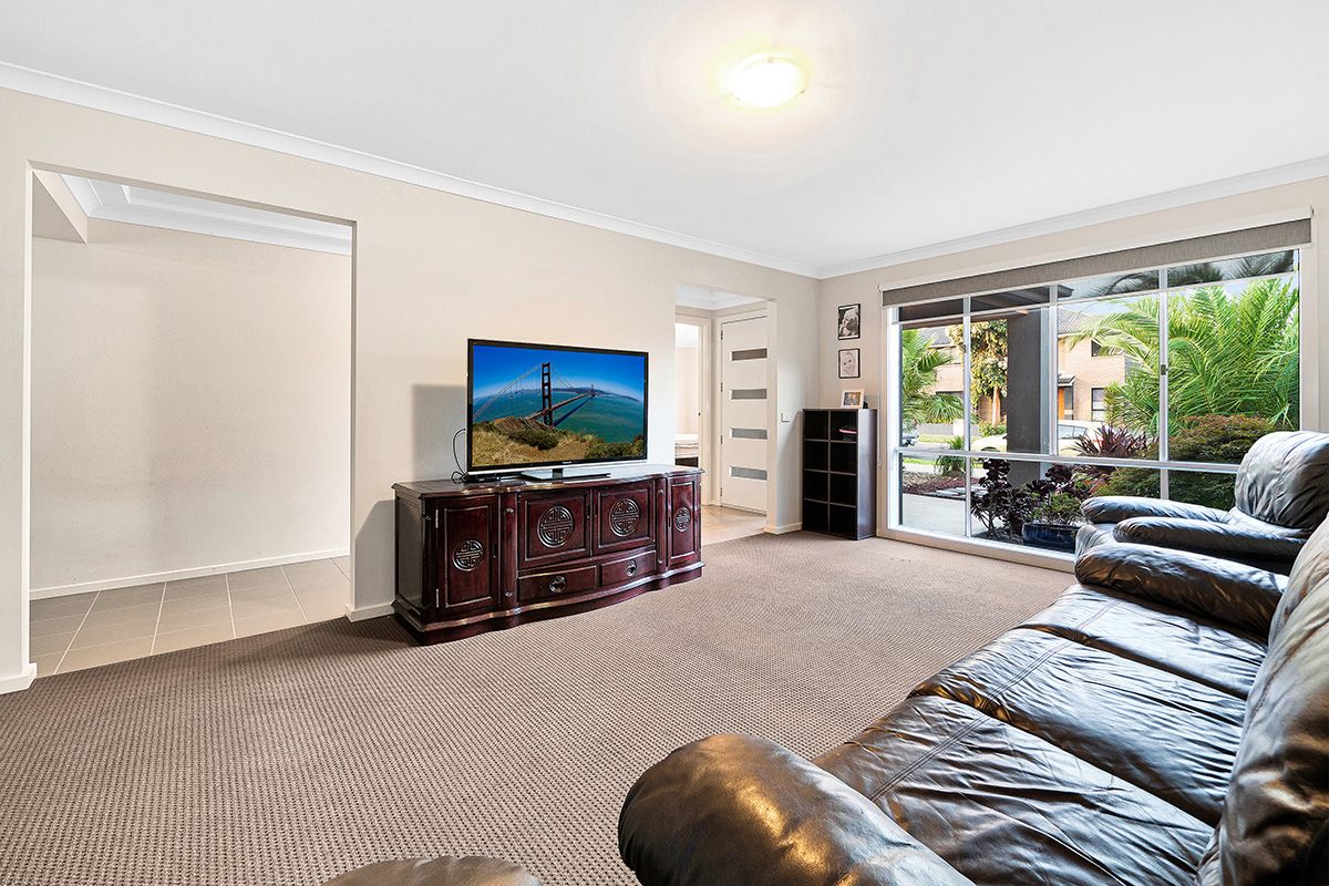 67 Thunderbolt Drive, Cranbourne East VIC 3977, Image 1