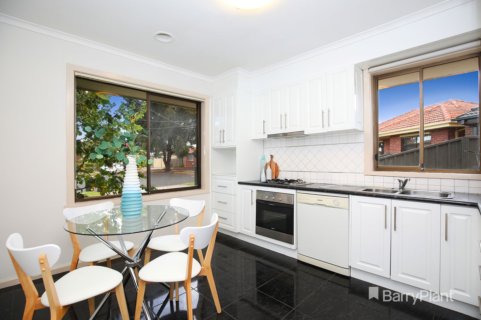 1/8 Howard Court, Glenroy VIC 3046, Image 2