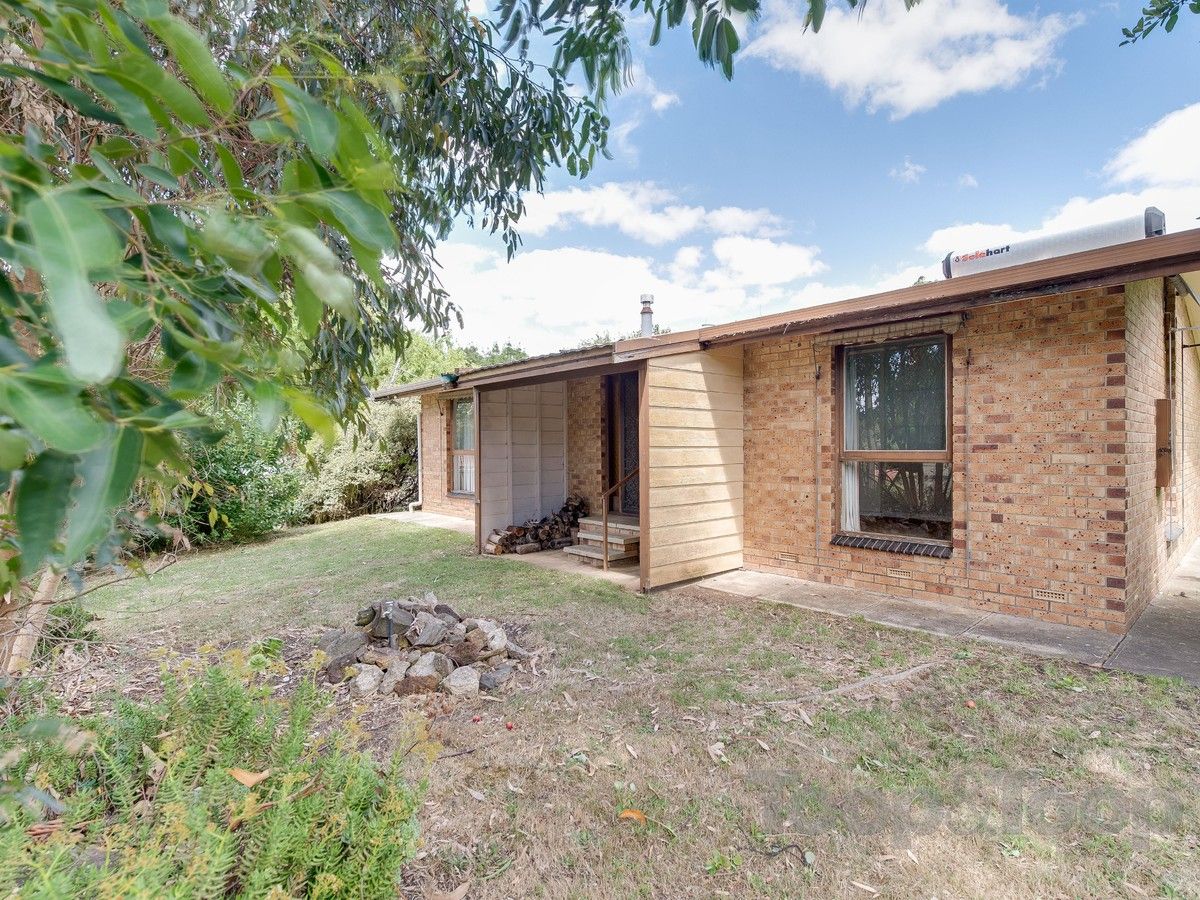 17 Manor Crescent, Mount Barker SA 5251, Image 0