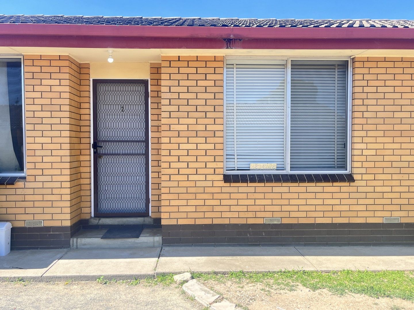 2 bedrooms Apartment / Unit / Flat in 2/1099 Nowra Street NORTH ALBURY NSW, 2640