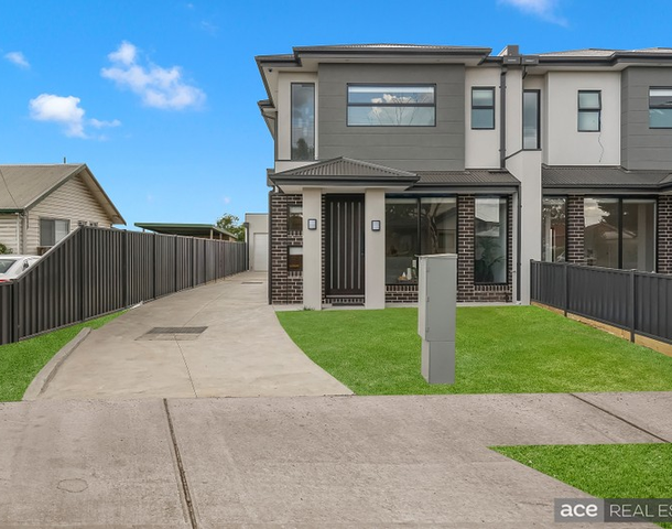 2A Alexander Road, Cockatoo VIC 3781