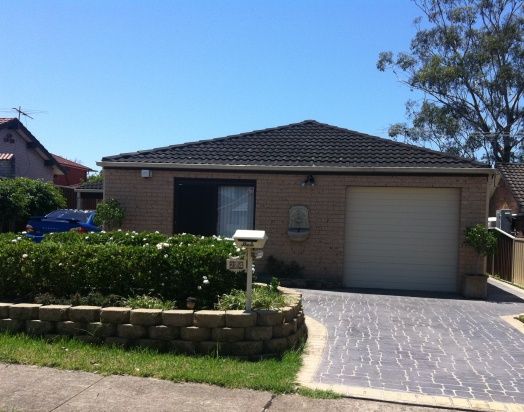 274 Mimosa Rd, Greenfield Park NSW 2176, Image 0
