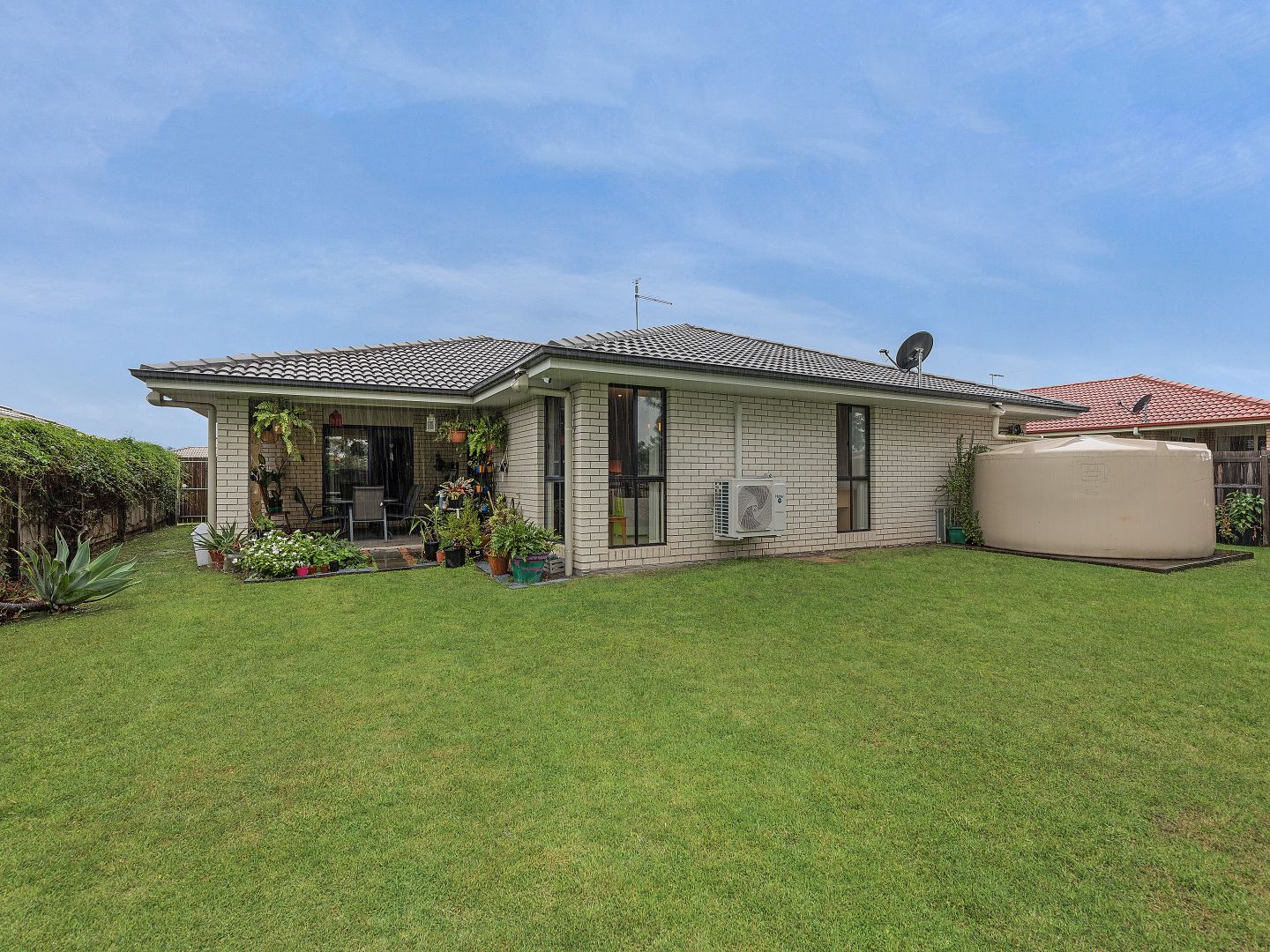 17 Walnut Crescent, Lowood QLD 4311, Image 1