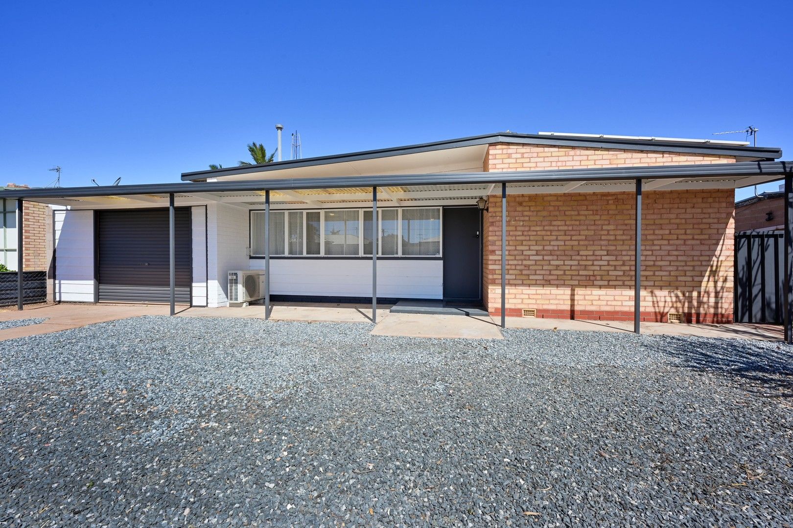 3 bedrooms House in 44 Aikman Crescent WHYALLA NORRIE SA, 5608