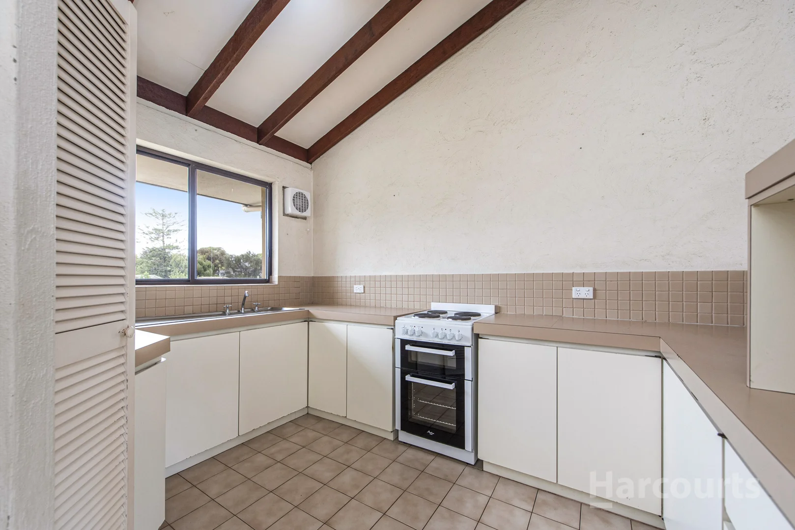 Additional image 7 of 2/133 Ormsby Terrace, Silver Sands WA 6210