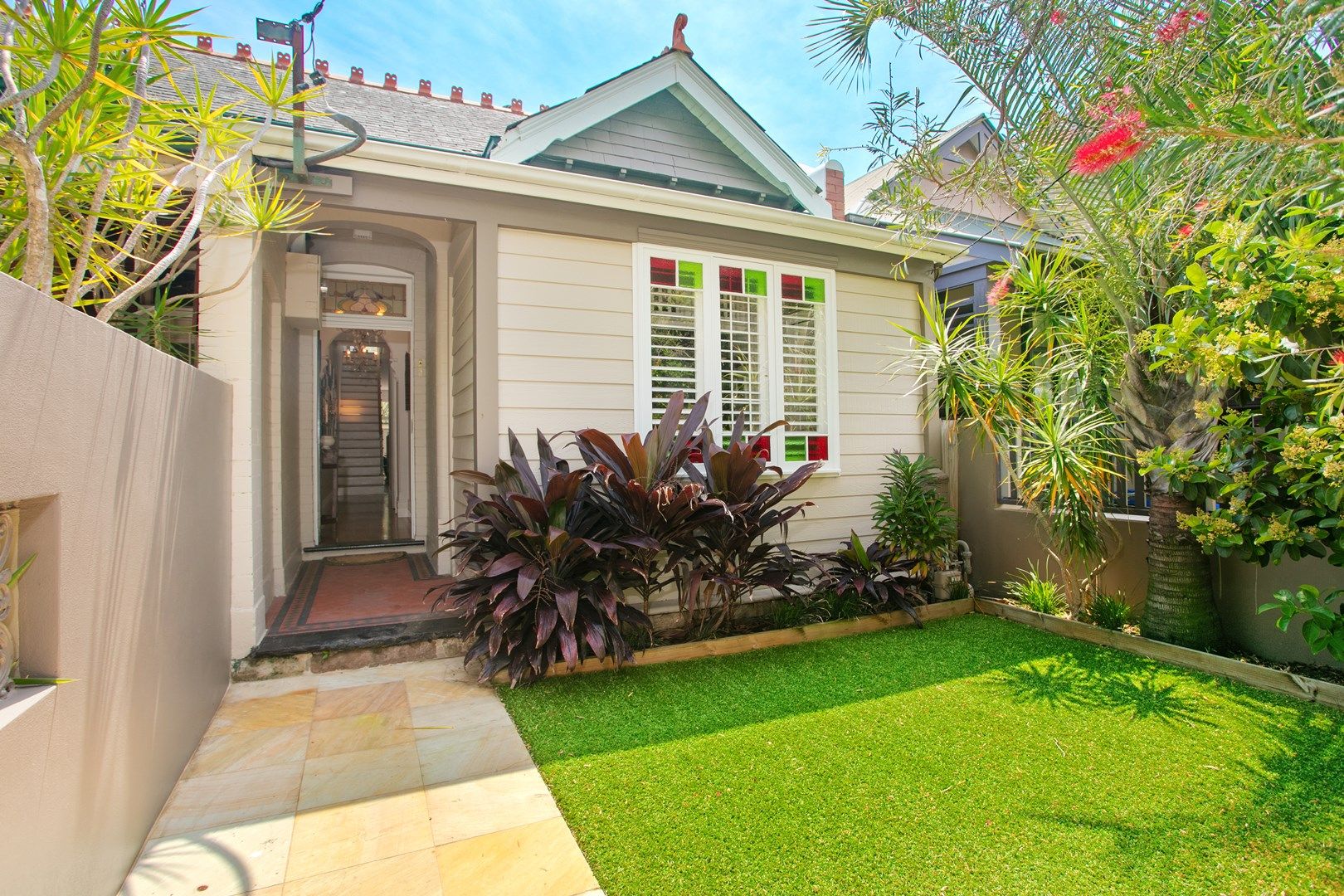 4 bedrooms Semi-Detached in 28 Pine Street MANLY NSW, 2095