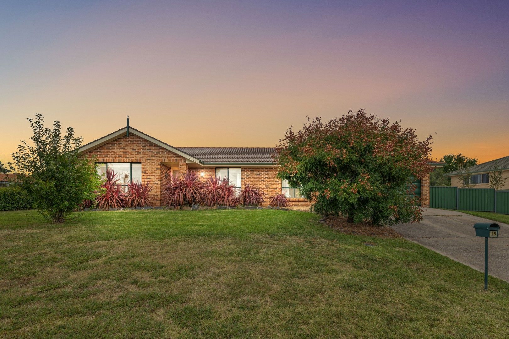 39 Turner Crescent, Orange NSW 2800, Image 0