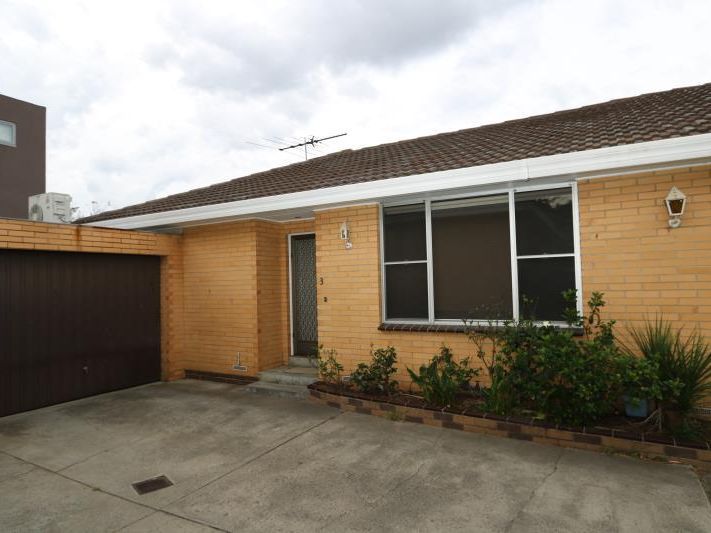 2 bedrooms Apartment / Unit / Flat in 3/931 Doncaster Road DONCASTER EAST VIC, 3109