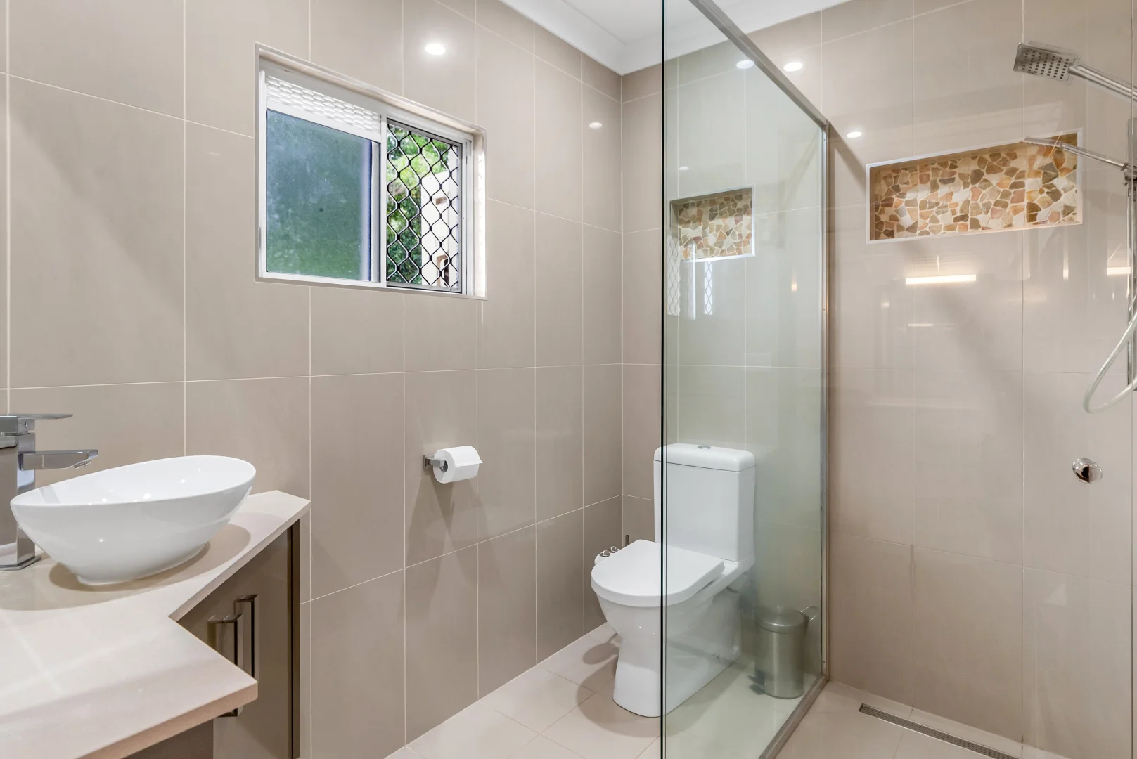 Additional image 13 of 1/4D Trundle Terrace, Whitfield QLD 4870