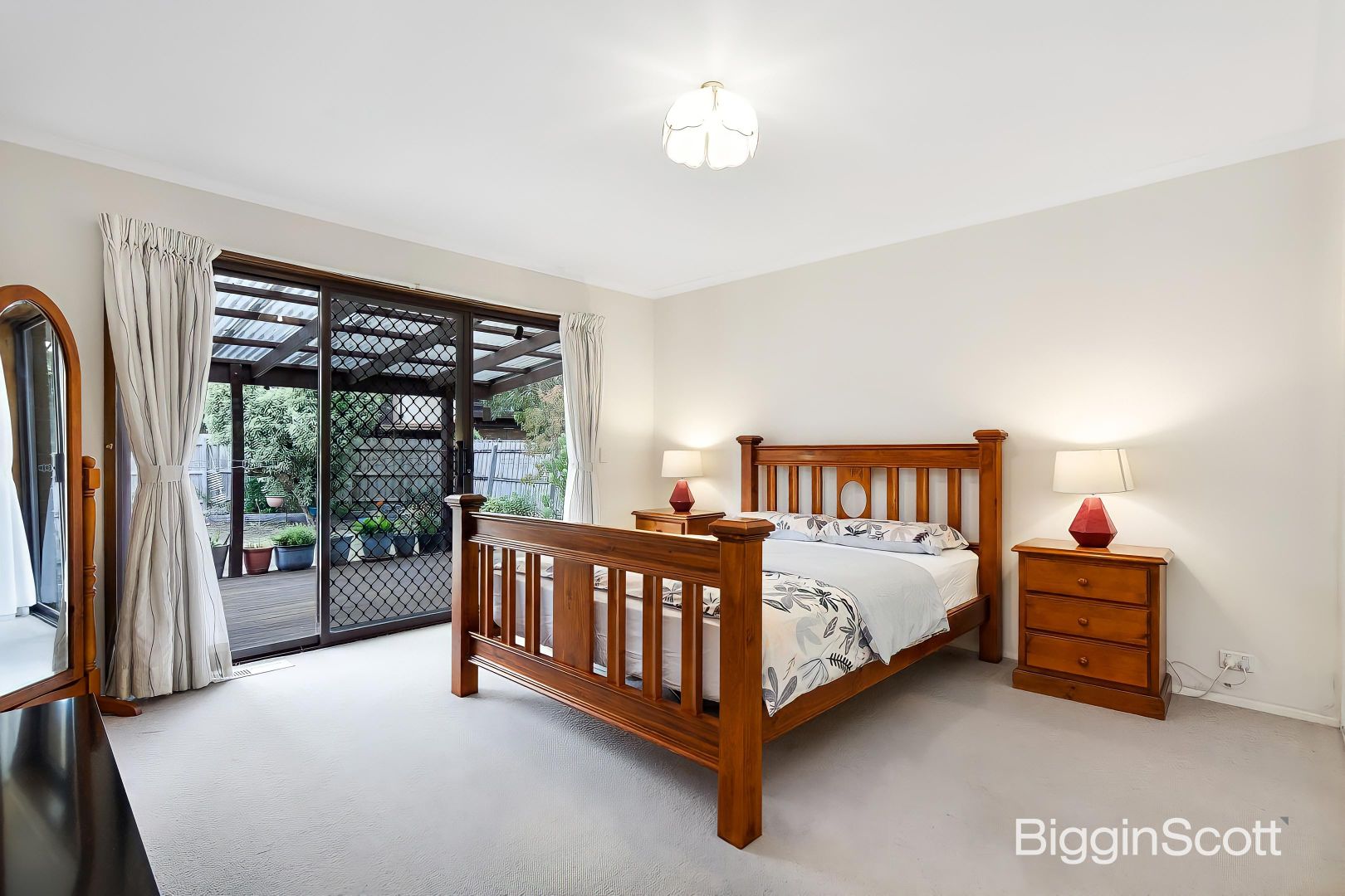 27 Annandale Crescent, Glen Waverley VIC 3150, Image 2