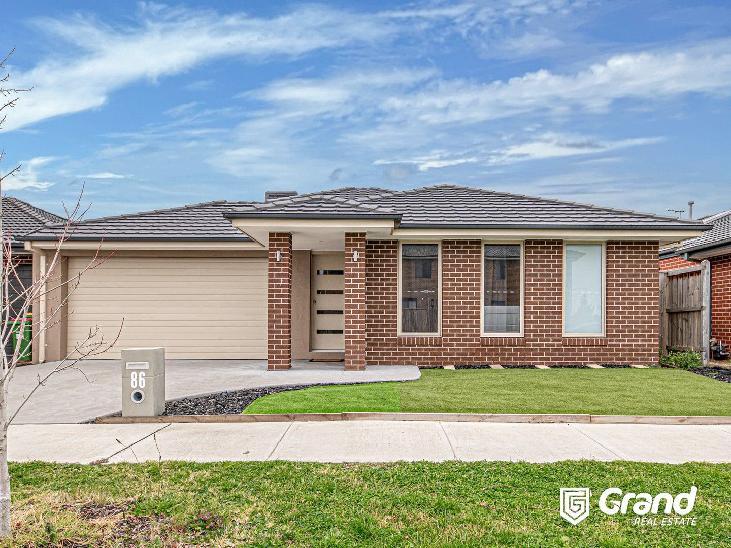 4 bedrooms House in 86 Lincoln Avenue OFFICER VIC, 3809