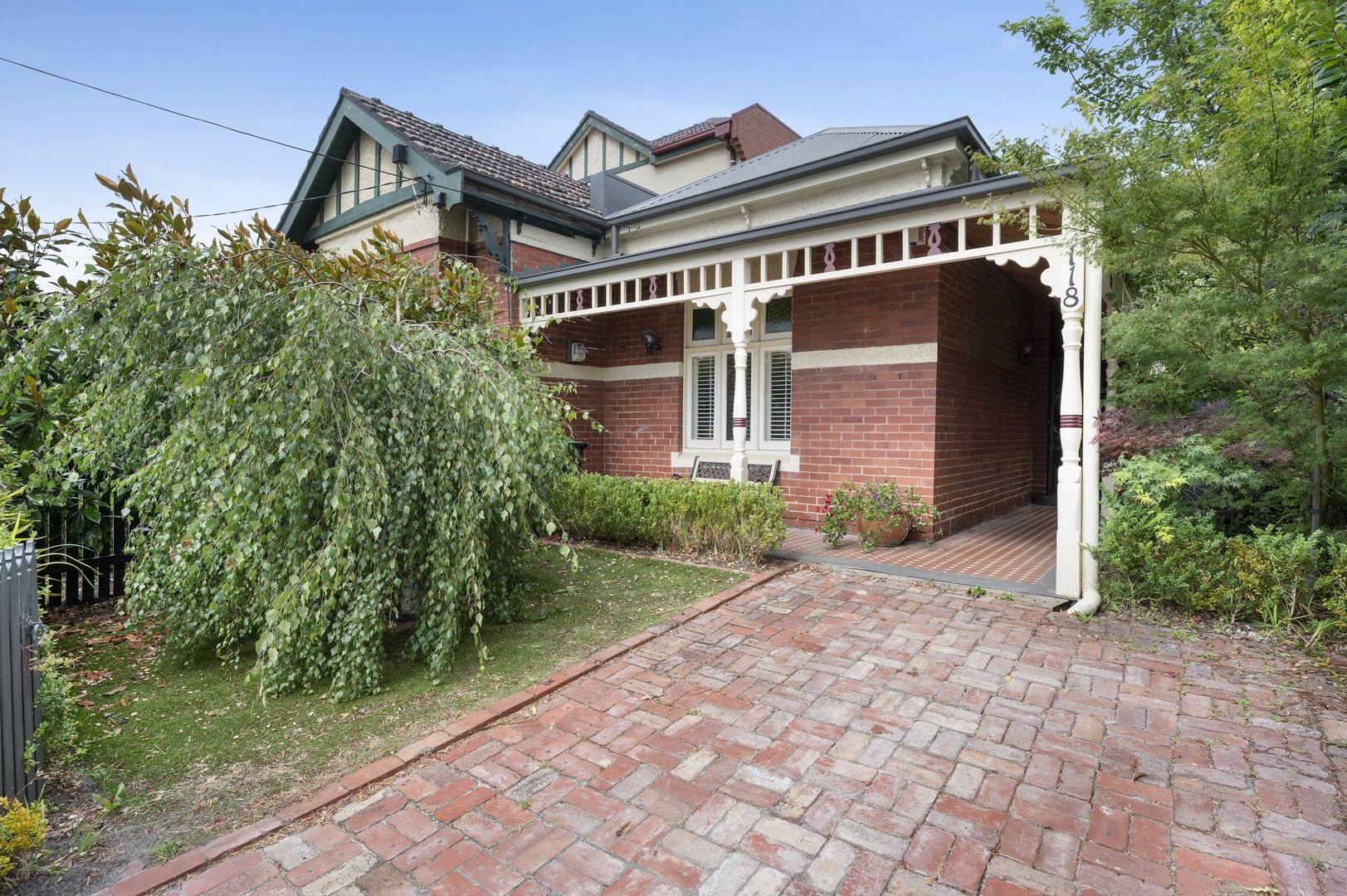 3 bedrooms House in 118 Tooronga Road MALVERN EAST VIC, 3145