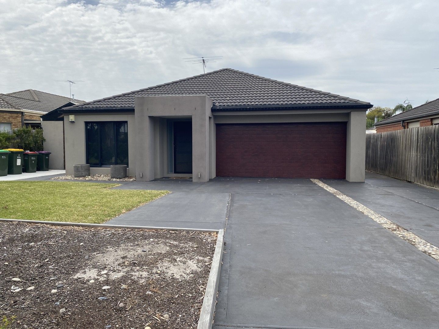 4 bedrooms House in 6 The Ponds SOUTH MORANG VIC, 3752