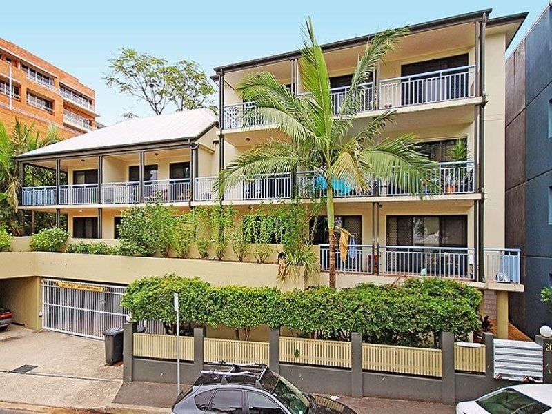 11/20 Terrace Street, Spring Hill QLD 4000, Image 2