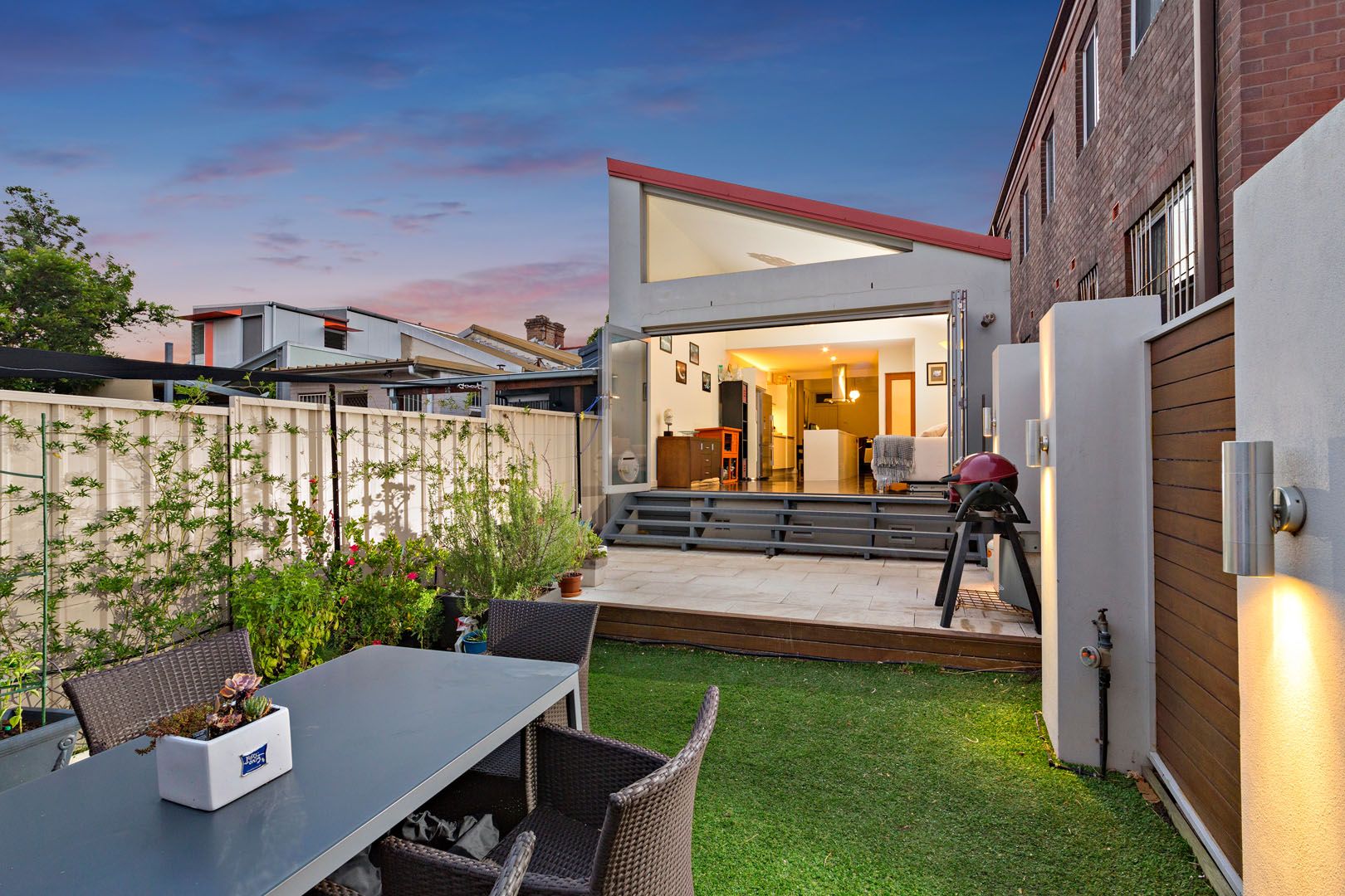 2 bedrooms House in 92 Juliett Street MARRICKVILLE NSW, 2204