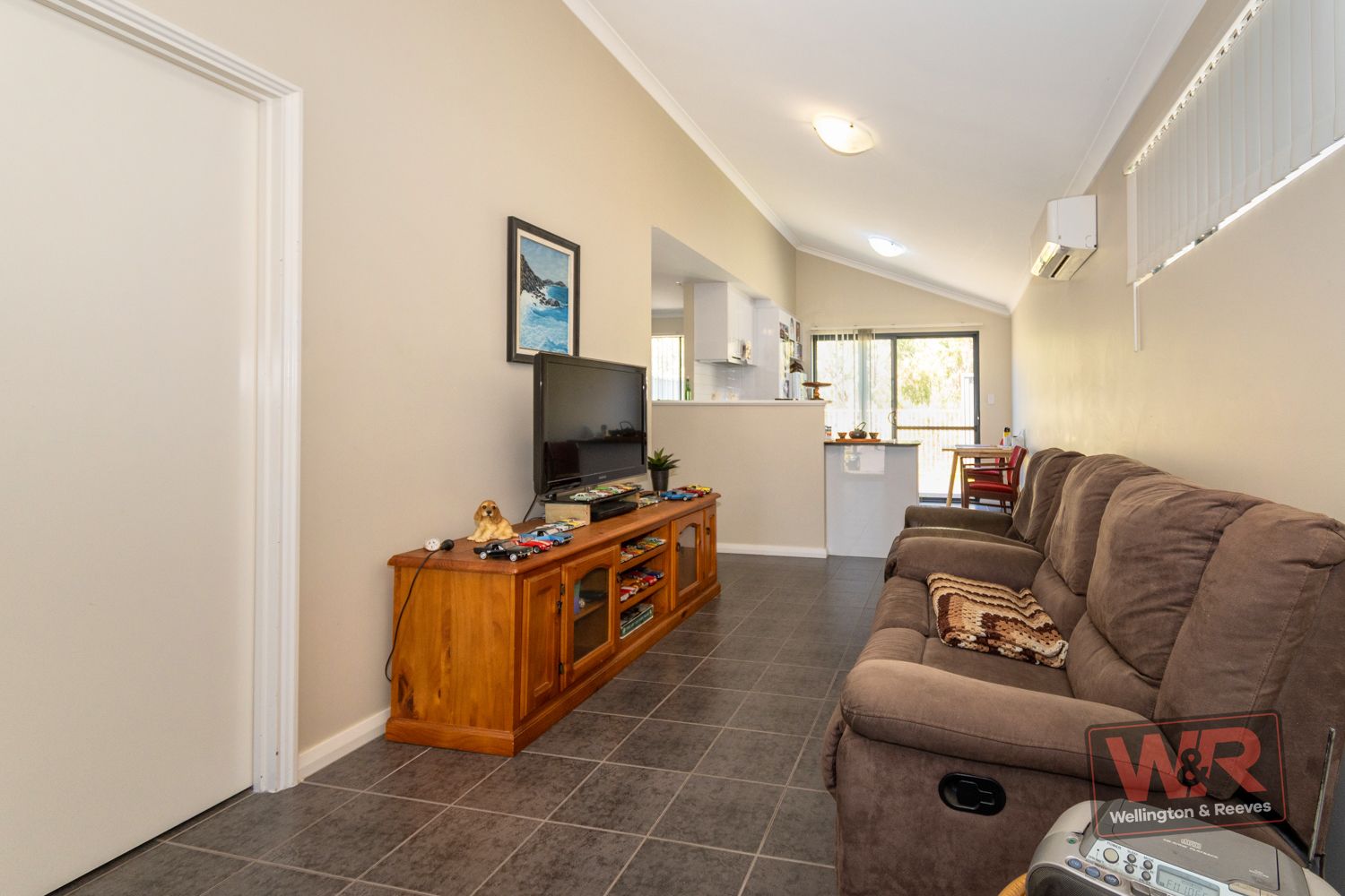 Unit 19, 20 Grove Street West, Little Grove WA 6330, Image 2