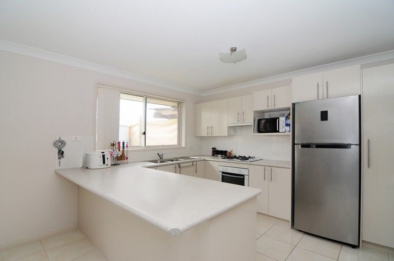 3/13 Hannah Place, Worrigee NSW 2540, Image 2