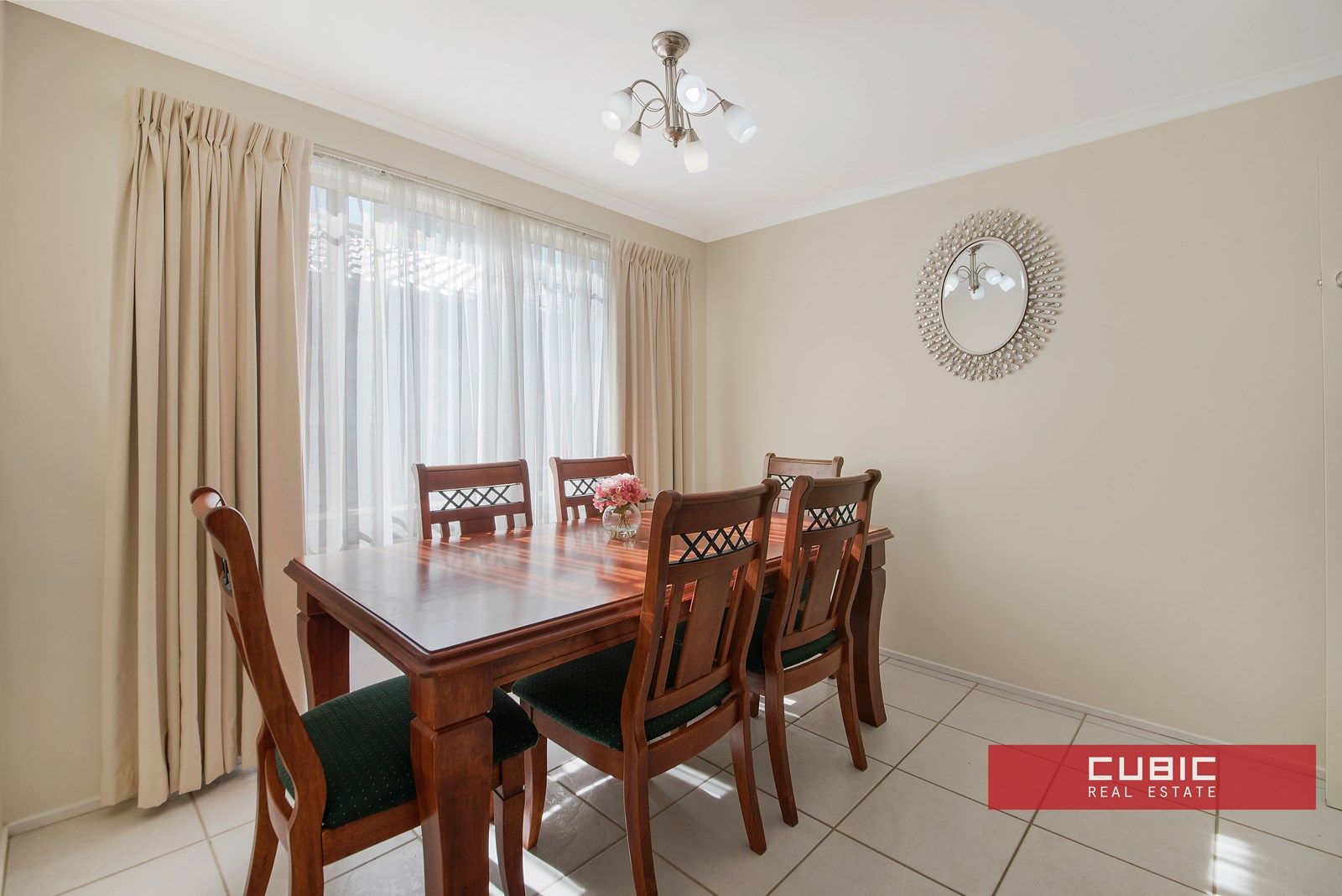 31 Corryton Crt, Wattle Grove NSW 2173, Image 2