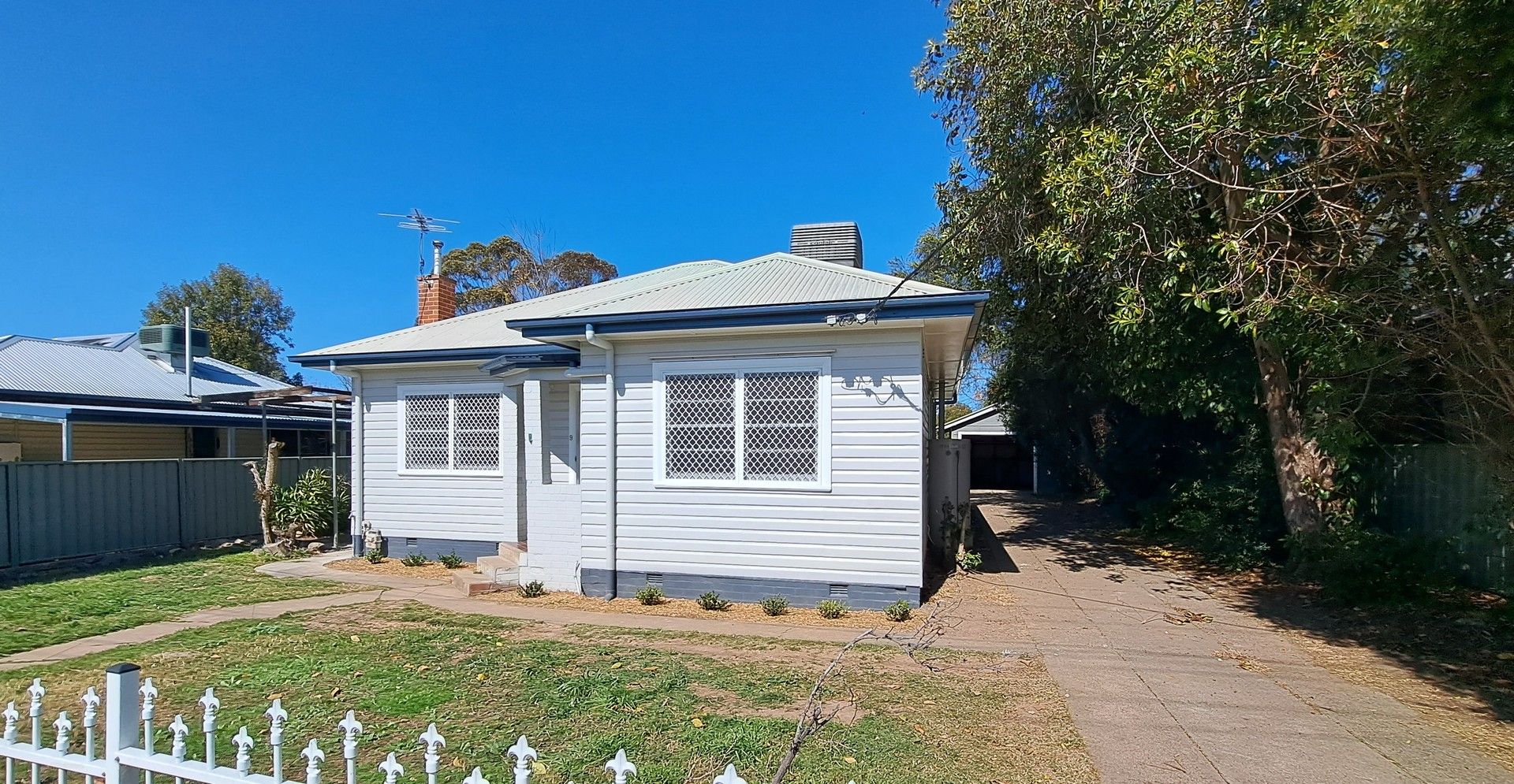 3 bedrooms House in 9 Robert Street SOUTH TAMWORTH NSW, 2340