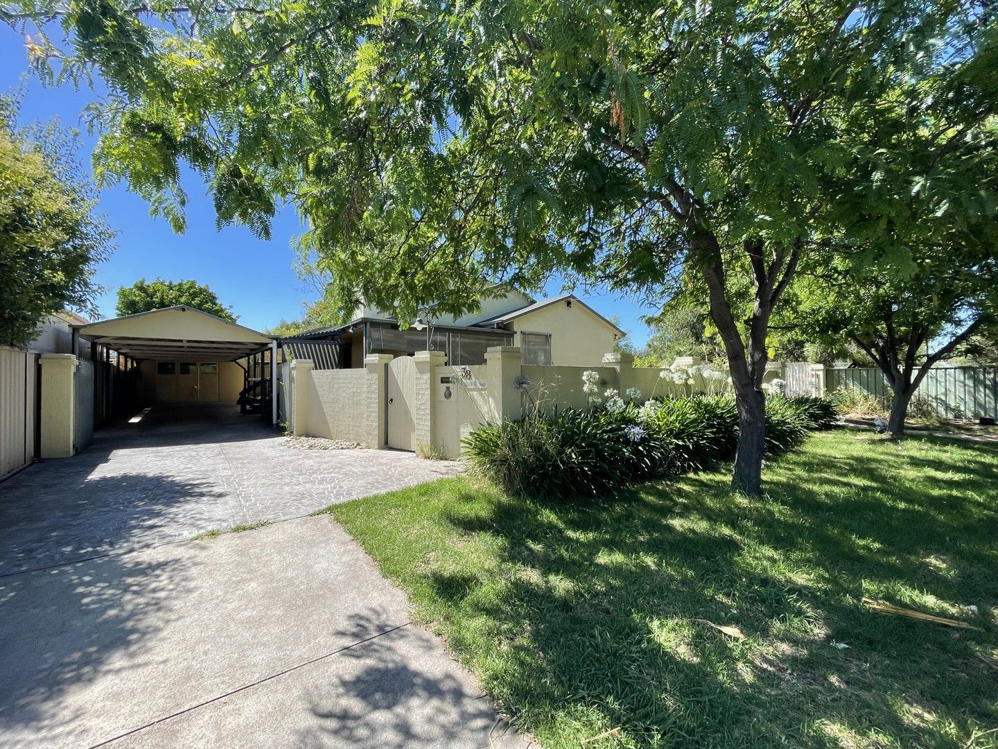 3 bedrooms House in 38 William Street North BENALLA VIC, 3672