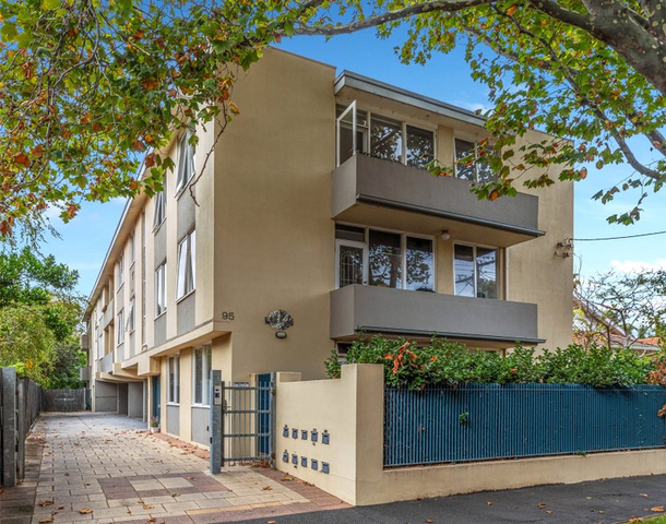 8/95 Addison Street, Elwood VIC 3184