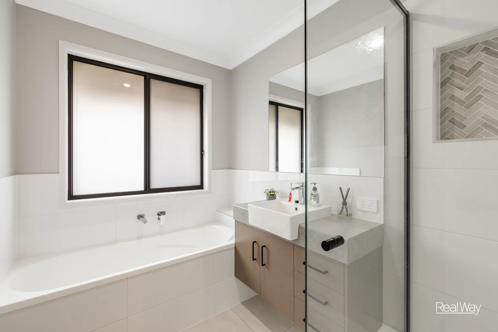 Additional image 16 of 5 Fairweather Boulevard, Highfields QLD 4352