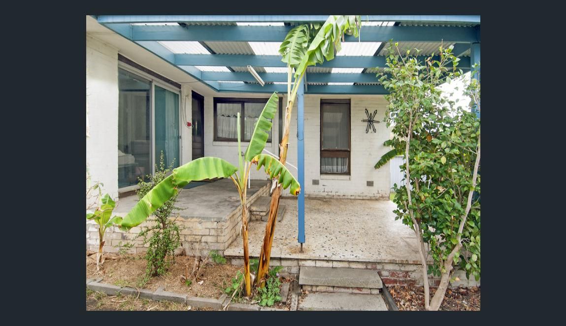 4 bedrooms House in 496 Grimshaw Street BUNDOORA VIC, 3083