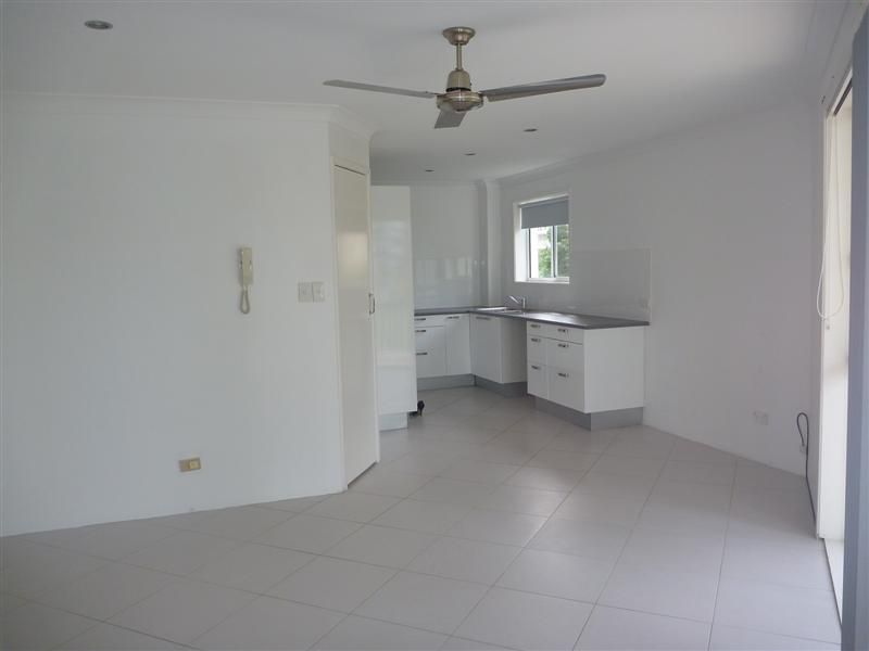 9/65 Old Burleigh Road, Surfers Paradise QLD 4217, Image 2