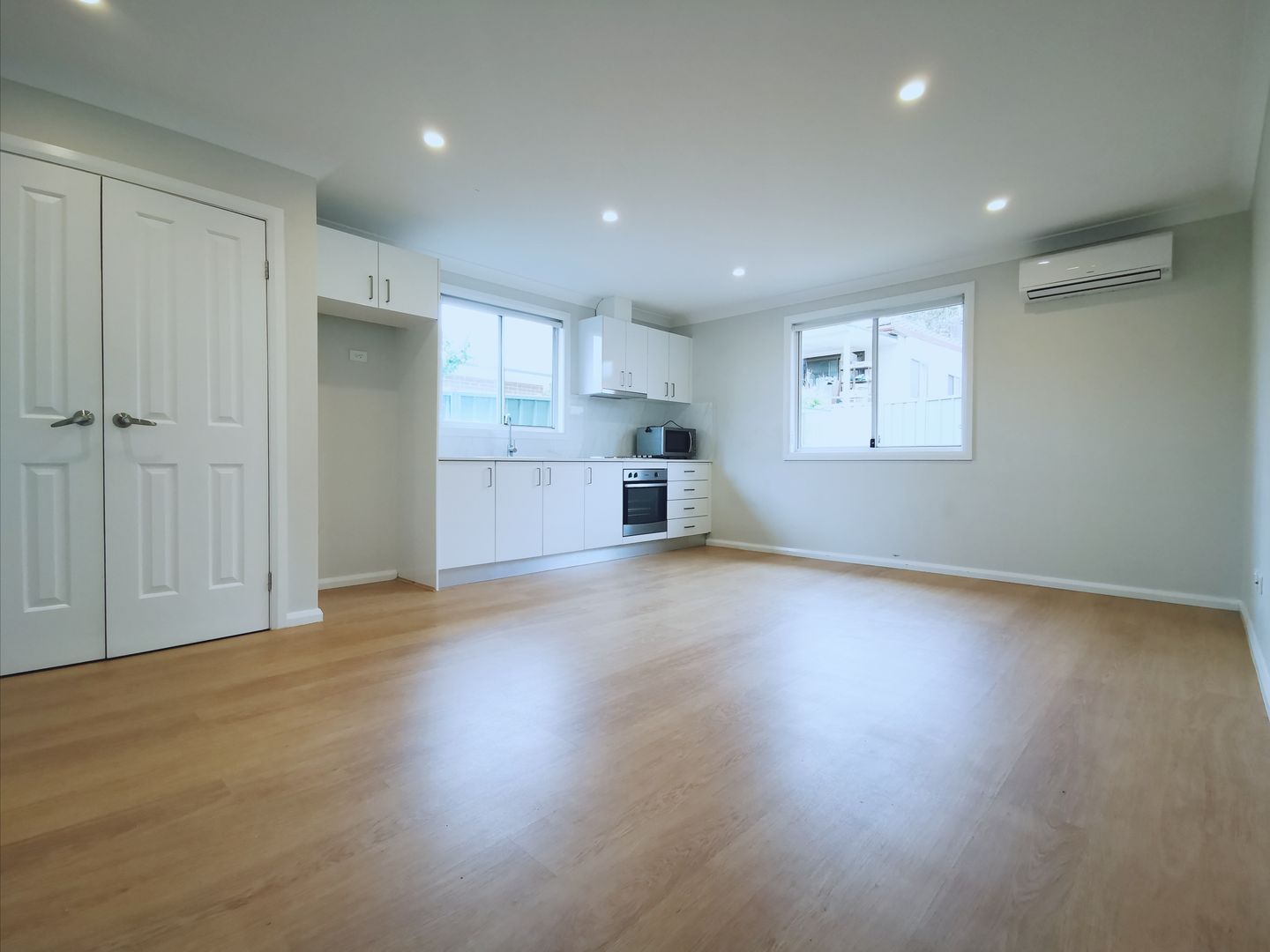 34A Cambridge St, Penshurst NSW 2222 - House For Rent ...