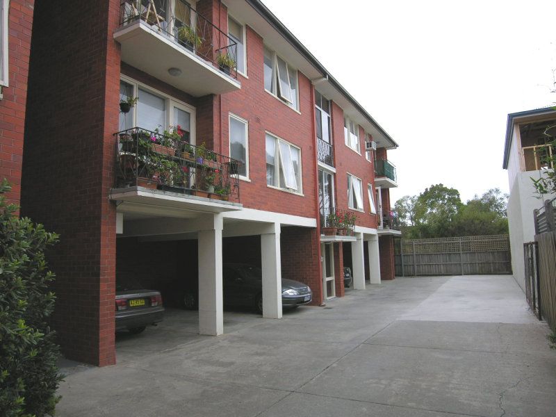 2 bedrooms Apartment / Unit / Flat in 9/48 Spray Street ELWOOD VIC, 3184