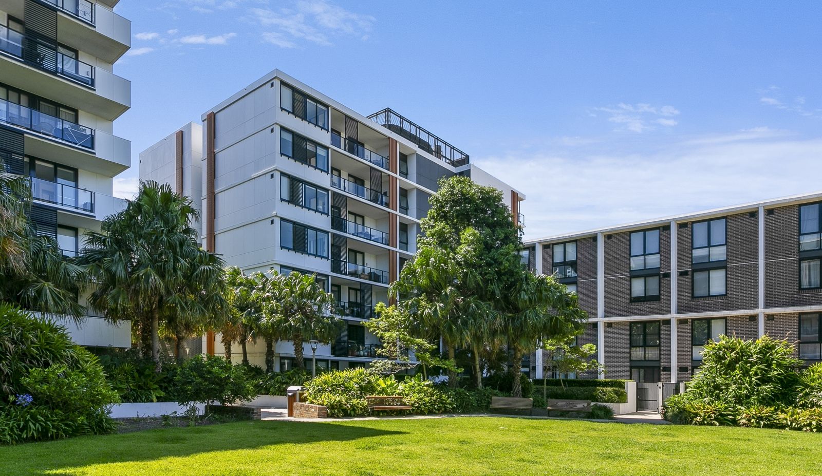 1 bedrooms Apartment / Unit / Flat in 3403/55 Wilson Street BOTANY NSW, 2019