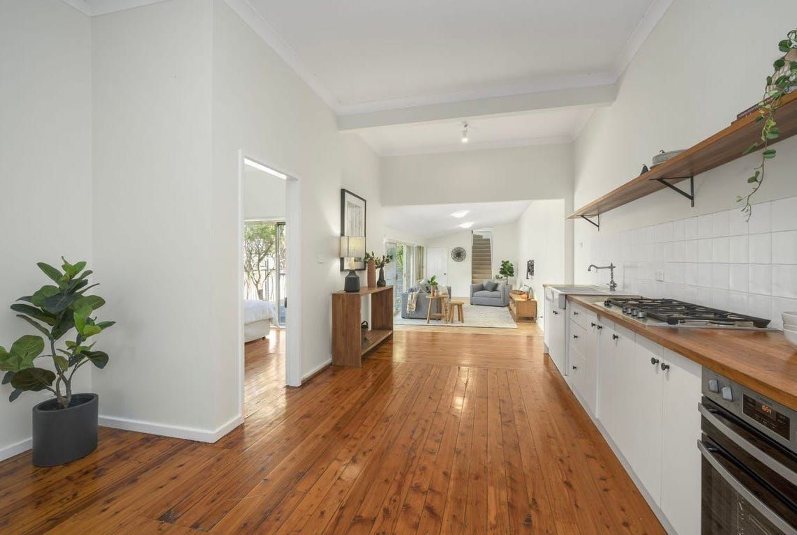 4 bedrooms House in 7 Reay Street HAMILTON NSW, 2303
