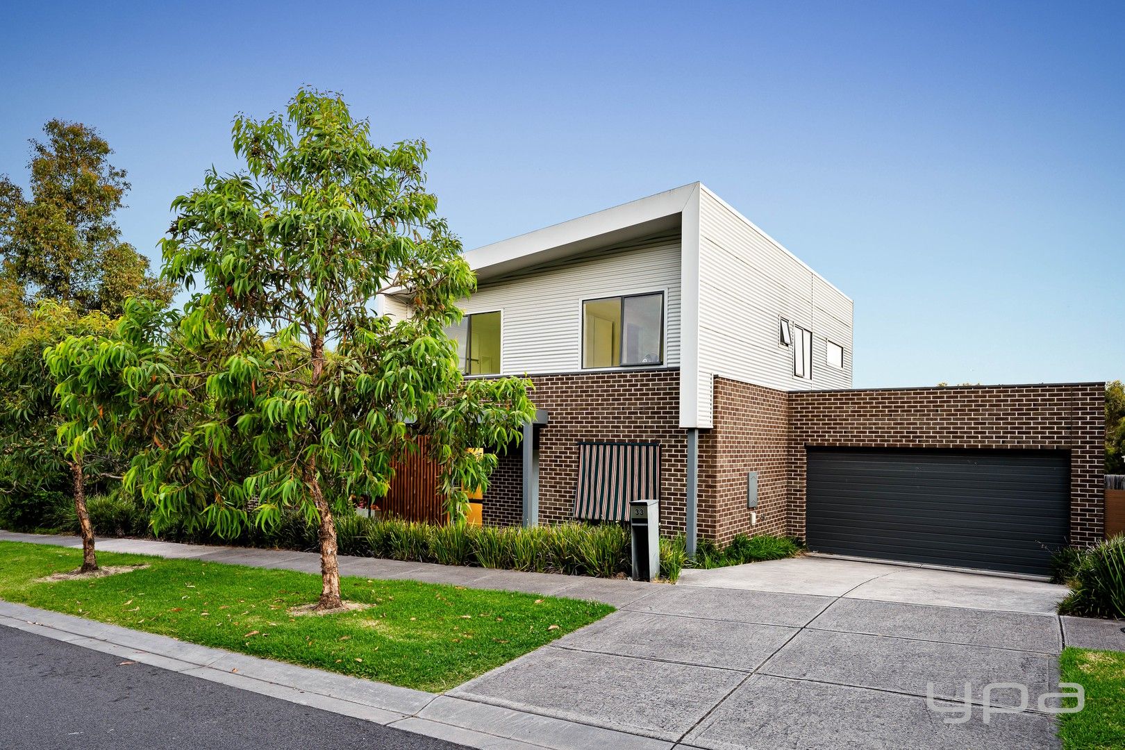 33 Valley Park Boulevard, Westmeadows VIC 3049, Image 0