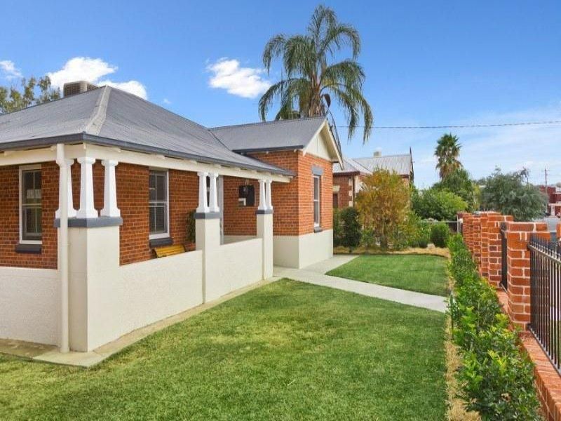 3 bedrooms House in 91 Belmore Street TAMWORTH NSW, 2340