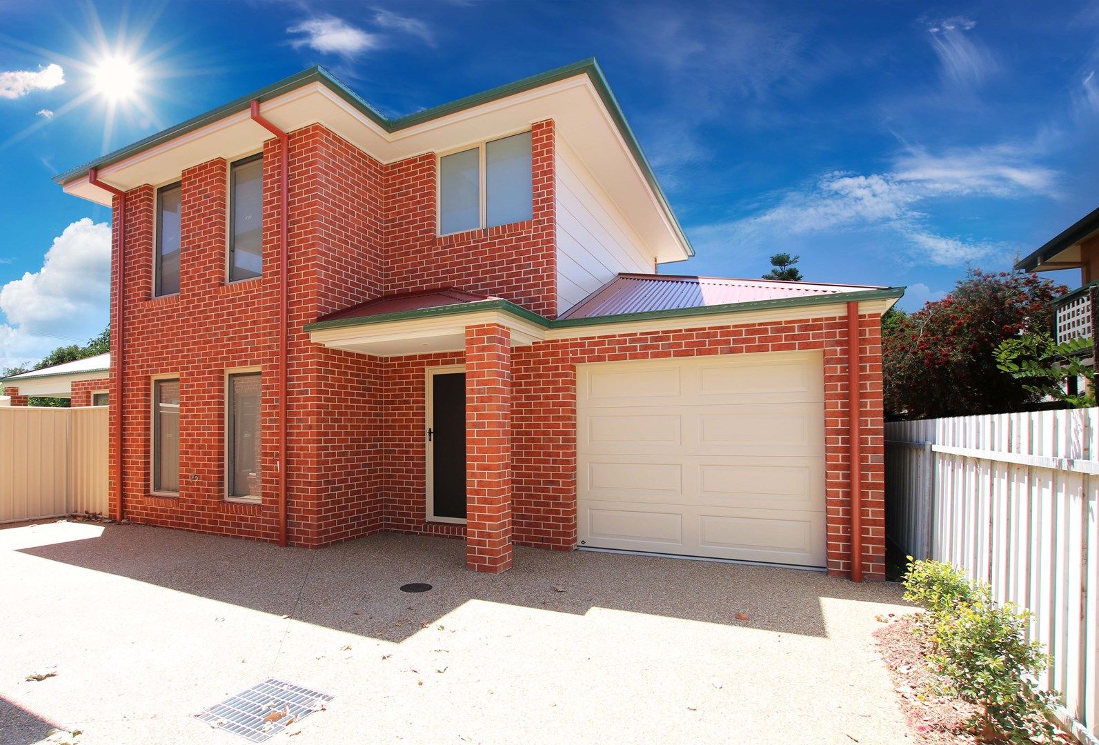 2 bedrooms Townhouse in 412B Olive Street SOUTH ALBURY NSW, 2640