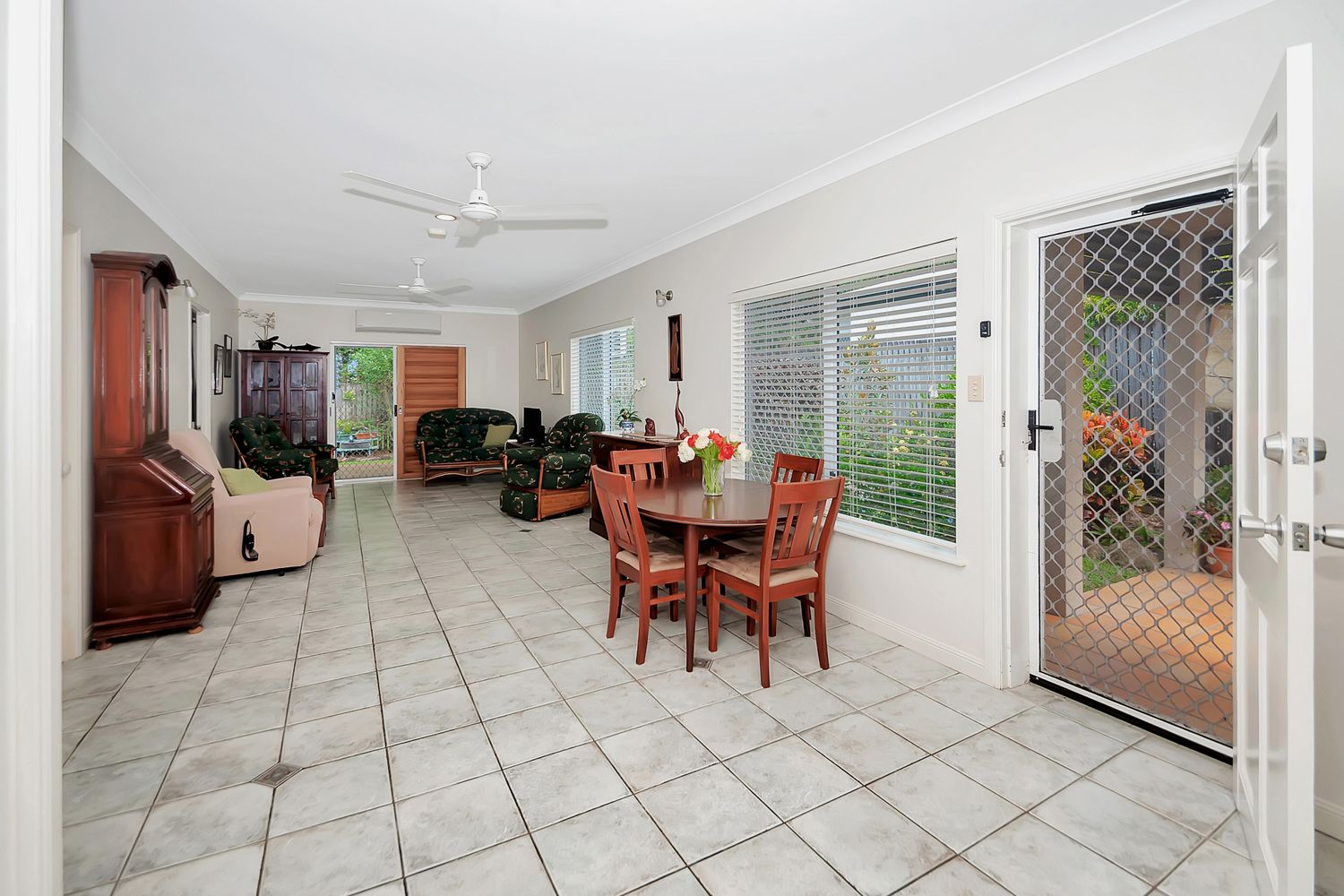 25 Speculation Street, Smithfield QLD 4878, Image 2