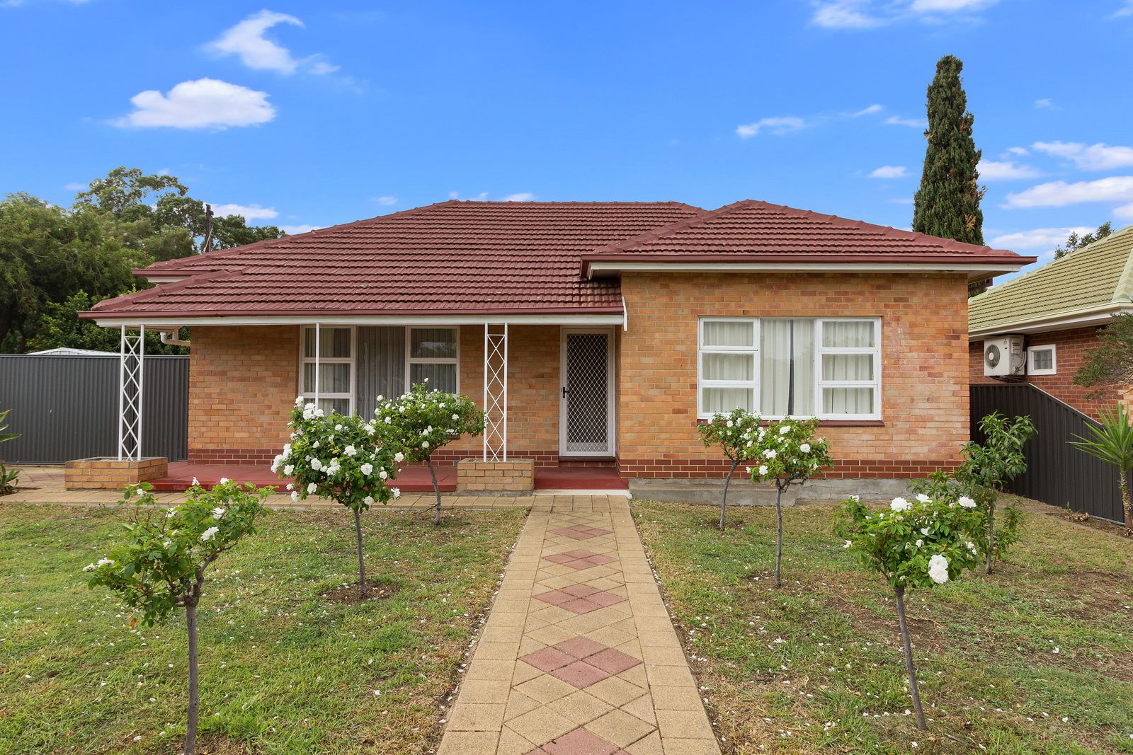 2 Moore Crescent, Campbelltown SA 5074, Image 0