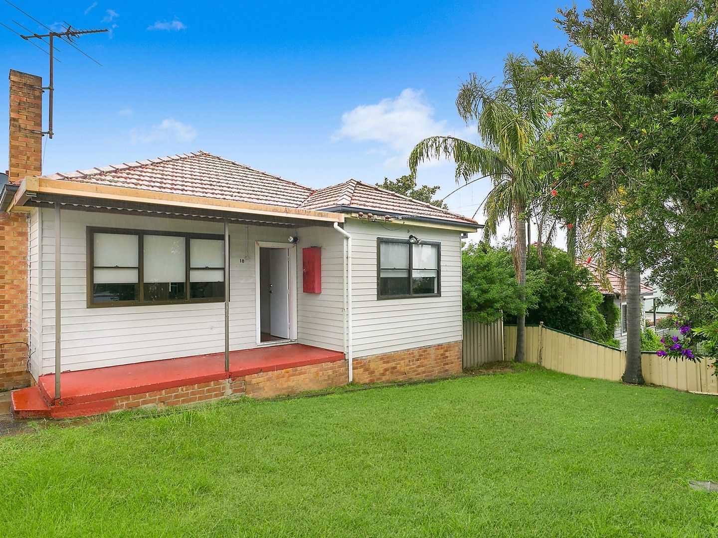 18 Hillsborough Road, Charlestown NSW 2290, Image 0