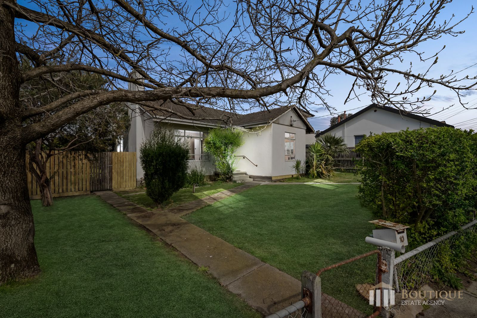 10 Deakin Crescent, Dandenong North VIC 3175, Image 1