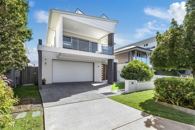 Picture of 7 Tulleen Place, MAROOCHYDORE QLD 4558
